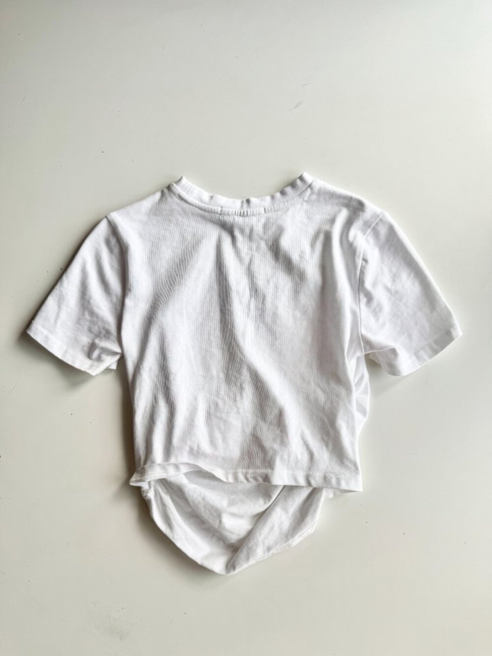 HYEIN SEO White 100% Cotton "Save Yourself" Embroidered Chain T-Shirt, Size M - Picture 11 of 14